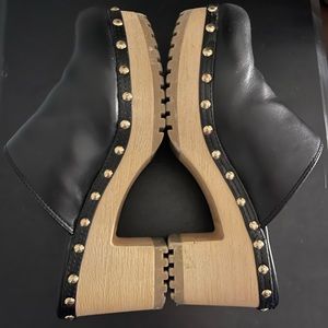 Madden girl studded platform clogs
